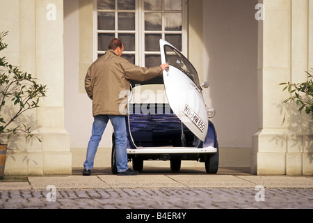 Auto, BMW Isetta, Oldtimer, unterhalb der 1950er Jahre, der fünfziger Jahre, weiß-blau, stehend, Vorderansicht, Fotograf: Hans-Dieter Seufert Stockfoto