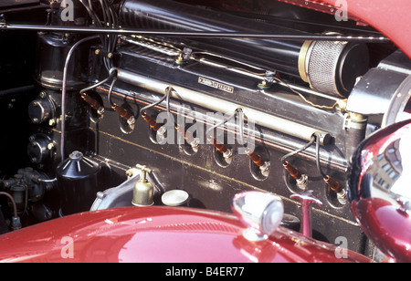 Horch 853 A Cabrio, Baujahr 1938, Rubinrot Motor gefärbt, Motorraum, Technik, technische, technisch, Zubehör Stockfoto