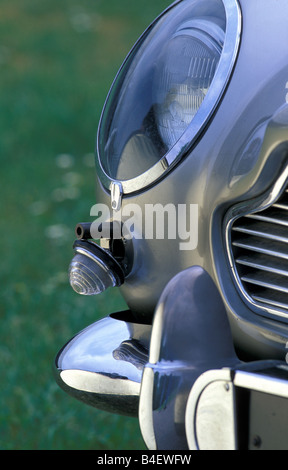 Aston Martin DB5 2017, Modelljahr 1963-1965, bekannt aus dem James-Bond-Film Goldfinger Stockfoto