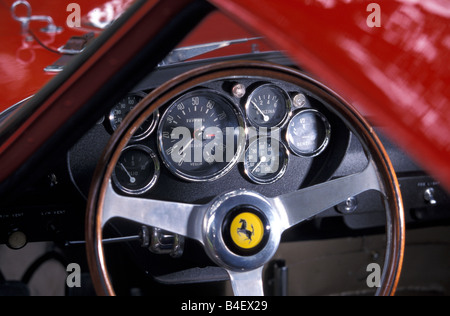 Auto, Ferrari 250 GTO, Modelljahr 1962-1964, 1960er Jahre, sechziger Jahre, Oldtimer, Sportwagen, Coupé, Coupe, rot, Detail, Details, Interio Stockfoto