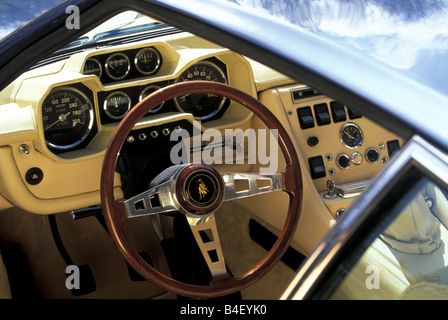 Auto, Lamborghini Espada 400 GT, Oldtimer, 1960er Jahre, sechziger Jahre, 1970er Jahre, 70er Jahre, schwarz, Coupé, Coupe, Innenraum, Cockpit, Technik Stockfoto