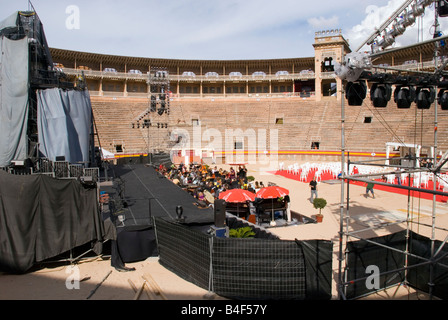 Stierkampfarena Palma Mallorca Spanien Vorbereitungen im Gange für eine Produktion von Carmina Burana Monumental Opera Stockfoto