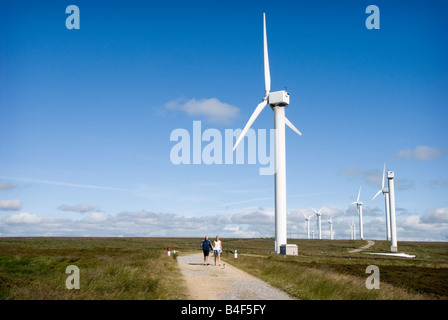 Windkraftanlagen auf Ovenden Moor in der Nähe von Halifax, West Yorkshire Stockfoto