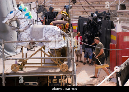 Stierkampfarena Palma Mallorca Spanien Vorbereitungen laufen hinter den Kulissen für eine Produktion von Carmina Burana Monumental Opera Stockfoto