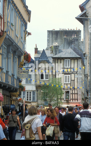 Fußgängerzone Rue Kereon in Quimper-Bretagne-Frankreich Stockfoto