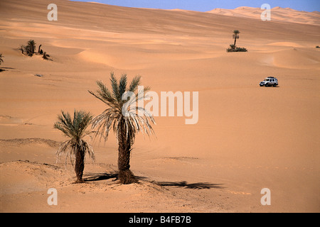 Jeep-Safari in das Ubari Sandmeer, Sahara Wüste, Libyen Stockfoto