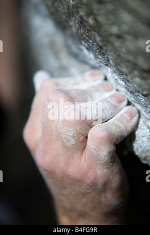 Bouldern und Klettern ohne Seil in Squamish, British Columbia Stockfoto
