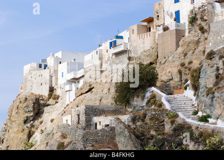 Häuser in Klippe Festung in der oberen Stadt Chora Insel Serifos Kykladen Ägäis Griechenland Stockfoto