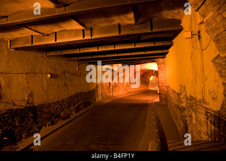 Unterirdischen Tunnel bei Nacht Guanajuato Mexiko Stockfoto