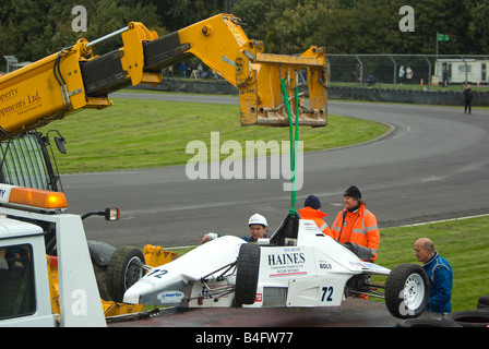 Castle Combe Crash-recovery Stockfoto