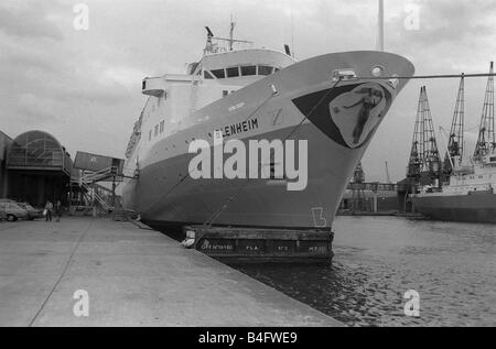 Schiffen Cruise Liner Blenheim September 1976 Schiff wurde aufgelegt in Millwall Docks auf der Themse nach einem 14 Streik von ihrer Crew Stockfoto