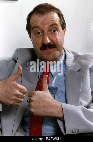 Gordon Kaye britischer Schauspieler Stars Allo Allo BBC TV-Serie Mirrorpix Stockfoto