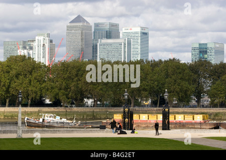 Canary Wharf eine große Geschäftsentwicklung in Ost-London wohnen viele der großen Banken und Finanzinstitute Stockfoto