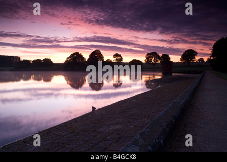 Unternehmen-Reservoir, Unternehmen, Northamptonshire, England, Vereinigtes Königreich Stockfoto