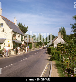 UK England Isle Of Wight Godshill Fass und Taverners am Straßenrand Dorfkneipe Stockfoto