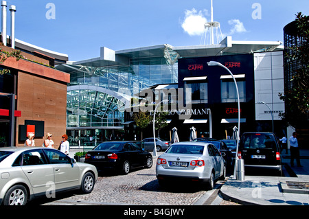 Einkaufszentrum Istanbul Istinye Park ist eine einzigartige urbanen Lifestyle-Umgebung Stockfoto