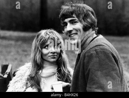 Peter Cook Komiker Schauspieler und Frau Judy Huxtable 1971 Stockfoto