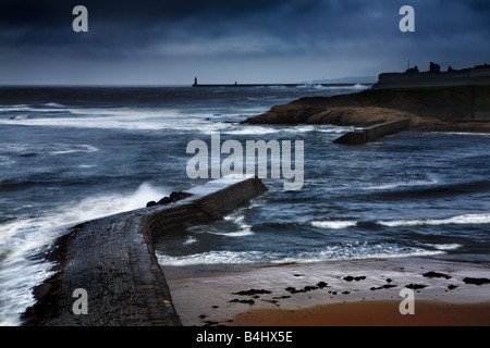 Cullercoats Hafen Sturm Stockfoto