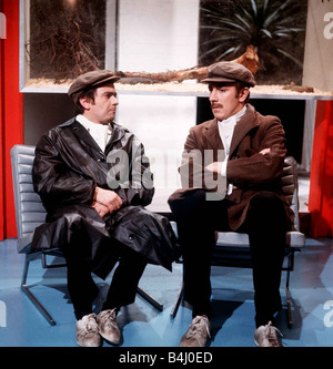 Peter Koch und Dudley Moore als Pete Dud in nicht nur, sondern auch Stockfoto