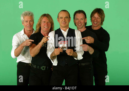 Status Quo Promo Stuff für Tim Anderson Spiegel Marketing Andrew Bown Rick Parfitt Francis Rossi Matthew Letley und John Rhino E Stockfoto