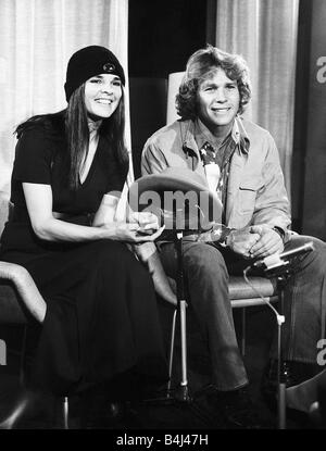 O Neal-Schauspieler Ryan in London mit Ali Macgraw für den neuen Film Love Story März 1971 Dbase MSI Stockfoto