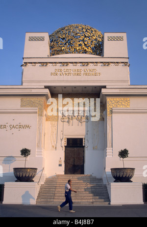 Ausstellung Galeriegebäude, entworfen von Josef Olbrich im Jugendstil in Wien Österreich Stockfoto