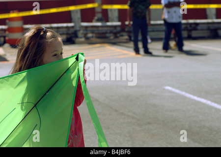 Hunderte von Enthusiasten testen die Gesetze der Physik an der vierten jährlichen Fashion District Kite Flug Stockfoto