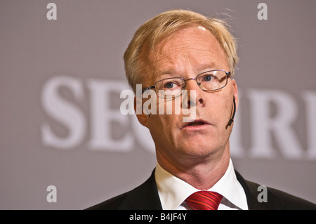 Alf Göransson CEO von Securitas die Sicherheitsfirma bei Pressekonferenz geben Kommentare über den Jahresbericht für das Jahr 2007 Stockfoto