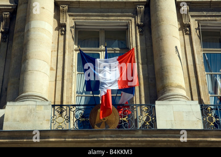 Die Tricolore am Tag der Bastille Paris angezeigt Stockfoto