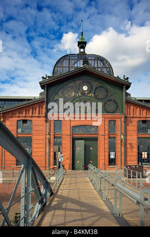 Fluss zugewandten Seite des ehemaligen Fischauktionshalle in Hamburg Stockfoto