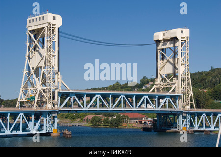 Die Portage Kanal und Aufzug Brücke zwischen den Städten von Houghton und Hancock Michigan Stockfoto