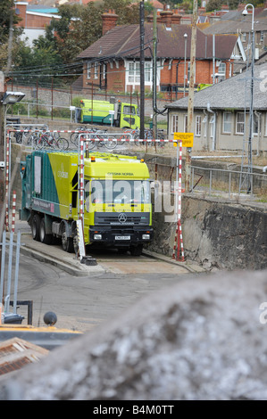 Brighton und Hove City Council Dustcarts in die Stadt sauber Hollingdean Depot gewaschen. Stockfoto