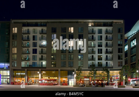 Ferienwohnungen zentrale Piazza Thehub:mk zentrale Milton Keynes Buckinghamshire Stockfoto