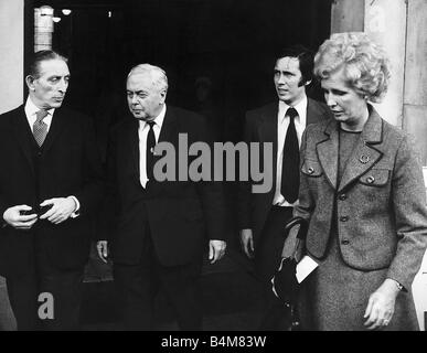 Sir Harold Wilson ehemaligen Labour Premierminister von Großbritannien mit J Thomas Leader des House Of Commons und Lady Falkender Stockfoto