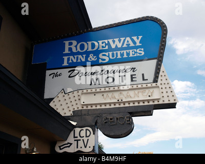 Rodeway Inn und Suites und Downtowner Motel unterzeichnen Route 66 Williams, AZ, USA Stockfoto