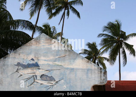 Zwei Marline gemalt in einem Gebäude in São Tomé, der Hauptstadt der Demokratischen Republik von São Tomé und Príncipe Stockfoto