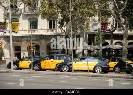 Taxis in Barcelona, Spanien Stockfoto