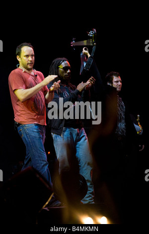 Dave Matthews Applausing am Ende der Show in Buenos Aires Stockfoto