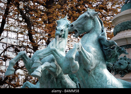 Paris Fontaine des Quatre Parteien du Monde. Détail des Erdgeschoss de Emmanuel Fremiet. Stockfoto