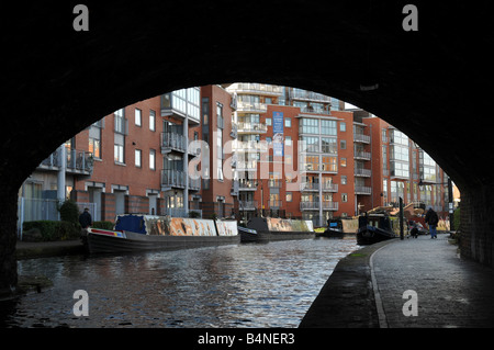 Neuen Kanal Seite Apartments im King Edwards Wharf in Birmingham West Midlands Stockfoto