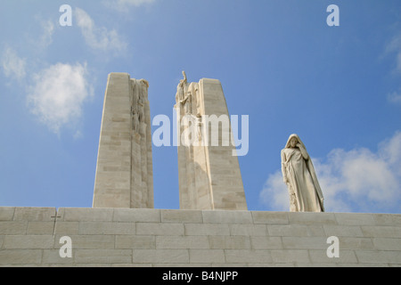 Die zentrale Pylone & Statue Mutter Kanada, kanadische Welt ein Kriegerdenkmal, Vimy Ridge National Historic Site of Canada, Frankreich. Stockfoto