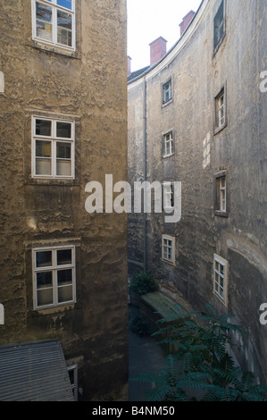 Wien-Altes AKH-Narrenturm Stockfoto