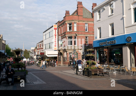 Friargate eines der wichtigsten Fußgängerzone Einkaufsstraßen im Stadtzentrum von Preston Lancashire England UK Stockfoto