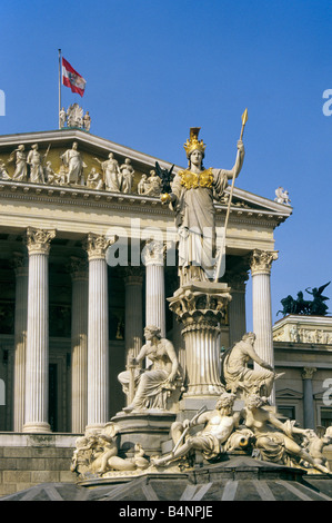 Athenebrunnen Brunnen vor dem Parlament in Wien Österreich Stockfoto