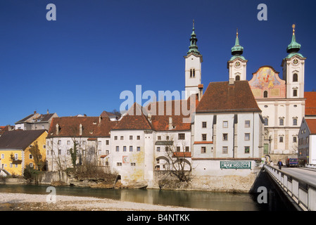 Michaelerkirche über Steyr-Flusses in Steyr-Oberösterreich-Österreich Stockfoto