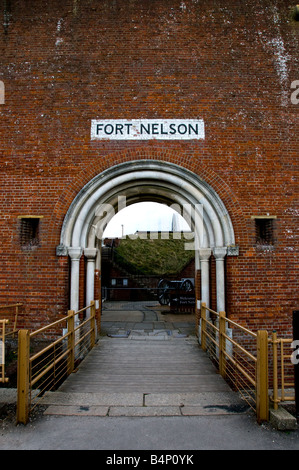 Der Eingang zum Fort Nelson in Portchester in Hampshire in Großbritannien. Stockfoto