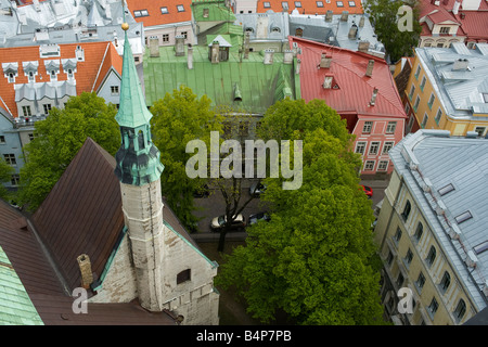 Blick vom Turm der St. Olav Kirche, Tallinn Altstadt, Estland Stockfoto