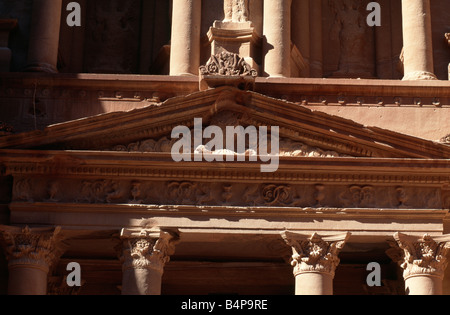 Nahaufnahme des Finanzministeriums, Petra, Jordanien. Stockfoto