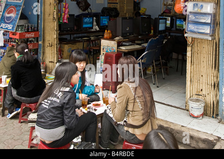 Straßencafé Hanoi Vietnam Stockfoto