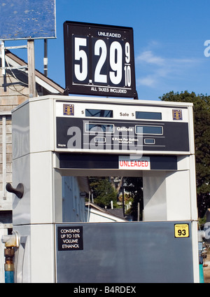 Zapfsäule mit einem hohen Preis, September 2008, Long Island, New York Stockfoto